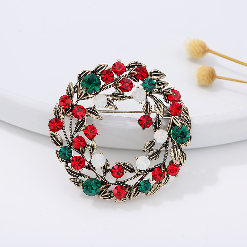 Christmas series jewelry brooc - Embroidery Alphabet incelemesi ve fiyatı