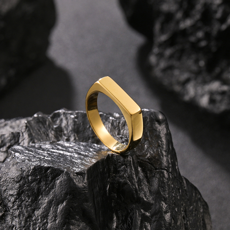 Atoztide Custom Engraved Ring  - Embroidery Alphabet incelemesi ve fiyatı